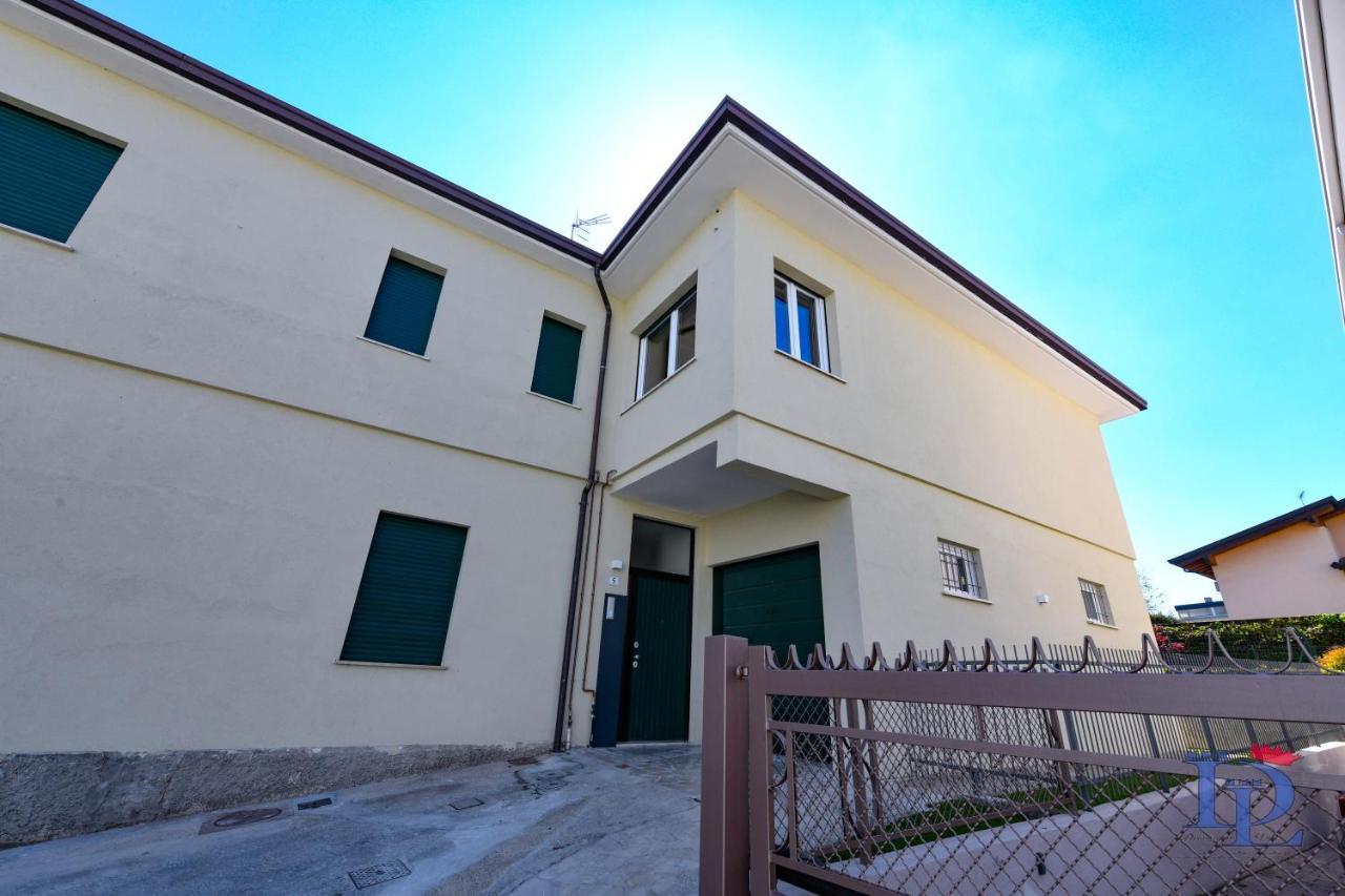 Desenzanoloft Official Partner Marriott Homes & Villas - Cappuccino Apartment Desenzano del Garda Bagian luar foto